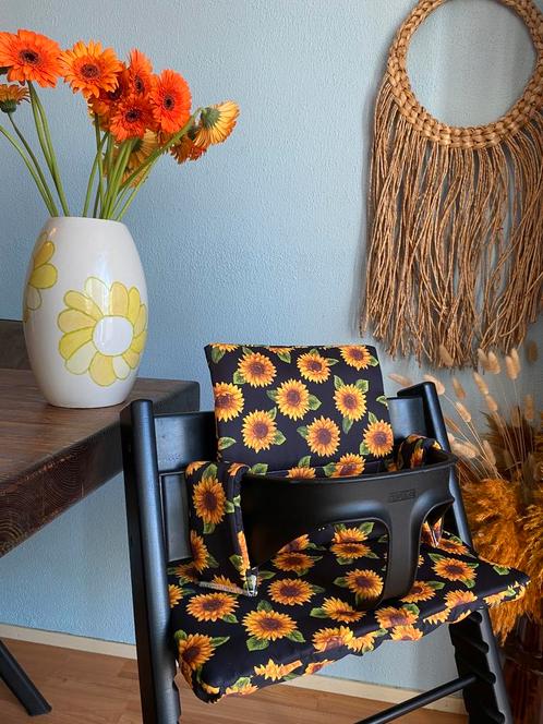 Zonnebloemen kussenset voor kinderstoel stokke tripp trapp, Kinderen en Baby's, Kinderstoelen, Nieuw, Meegroeistoel, Stoelverkleiner