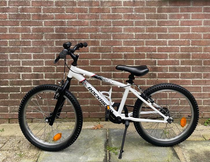 Z.G.A.N Rockrider 20 inch MTB € 85,-, Fietsen en Brommers, Fietsen | Jongens, Zo goed als nieuw, 20 inch, Handrem, Ophalen