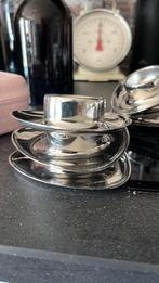 Alessi RVS eierdopjes in goede staat 6 stuks, Huis en Inrichting, Keuken | Servies, Ophalen of Verzenden, Zo goed als nieuw