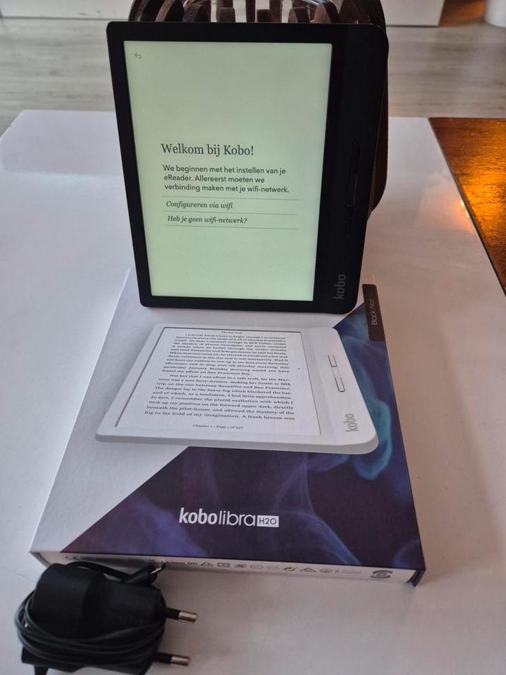 Rakuten Kobo Libra H2O - zeer nette staat, Computers en Software, E-readers, Zo goed als nieuw, 7 inch, 8 GB, Touchscreen, Ophalen of Verzenden