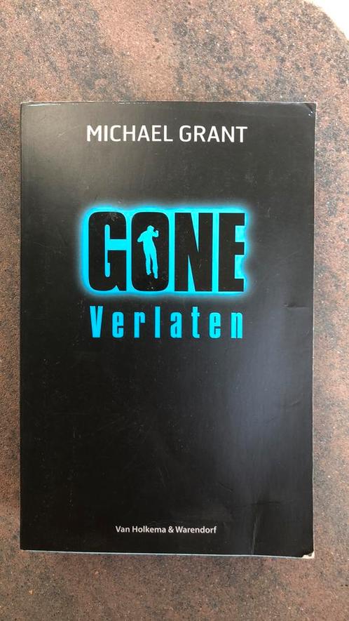 Michael Grant - Verlaten, Boeken, Kinderboeken | Jeugd | 13 jaar en ouder, Zo goed als nieuw, Ophalen of Verzenden