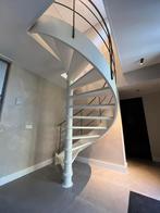 Vak schilder aangeboden / Kwaliteit met Garantie, Doe-het-zelf en Verbouw, Ladders en Trappen, Ophalen of Verzenden, Zo goed als nieuw