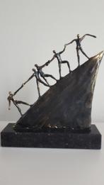 Brons sculptuur Corry Ammerlaan, Ophalen