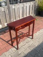 Houten Bijzettafel / Sidetable met Sierlijk Design, Ophalen