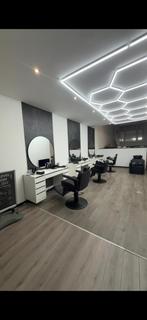 Kapper gezocht/Kapper stoel te huur Rotterdam, Rotterdam