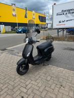 Agm Vx50 2018, Fietsen en Brommers, Snorfietsen en Snorscooters, Overige merken, Gebruikt, Ophalen of Verzenden, Benzine