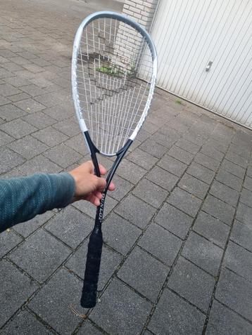 Dunlop Squash Racket - Goede Staat beschikbaar voor biedingen