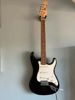 Fazley elektrische gitaar. Stratocaster type, zwart., Ophalen, Zo goed als nieuw, Solid body, Fender