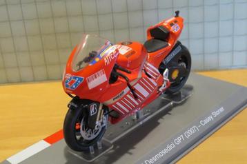 Casey Stoner Ducati Desmosedici 2007 1:18 diecast los beschikbaar voor biedingen