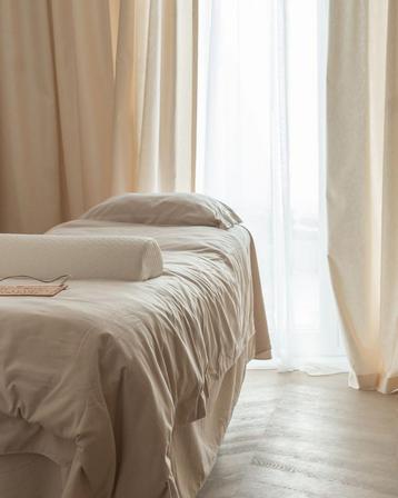 Massage ruimte te huur bij Pure Flow Studio Den Haag beschikbaar voor biedingen