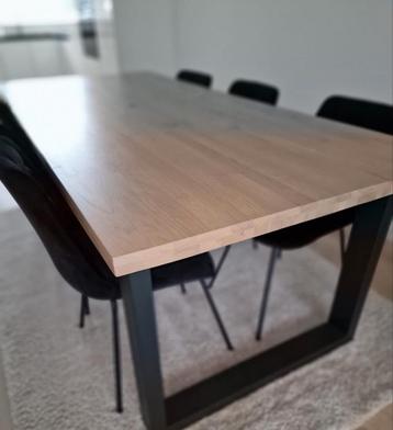 Luxe Verato Eettafel + Salontafel + 6 Velvet Stoelen beschikbaar voor biedingen