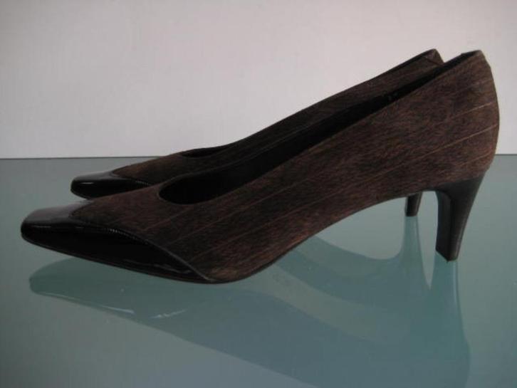 MODA DI FAUSTO Nieuwe bruine pumps 41, Kleding | Dames, Schoenen, Nieuw, Pumps, Bruin, Verzenden