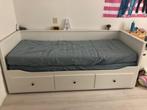 Leuk Ikea bed Hemnes, Huis en Inrichting, Slaapkamer | Bedden, Ophalen, Eenpersoons, Wit, Zo goed als nieuw