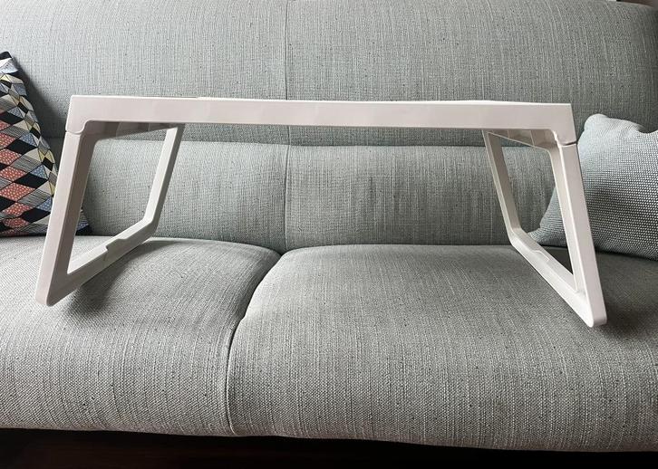 Ikea witte bed of bank tafel voor laptop of eten, Huis en Inrichting, Woonaccessoires | Overige, Gebruikt, Ophalen of Verzenden