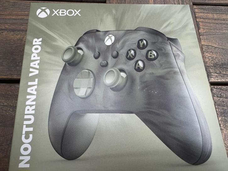 Xbox Draadloze Controller- nieuw in doos, Spelcomputers en Games, Spelcomputers | Xbox | Accessoires, Nieuw, Xbox Original, Xbox Series X