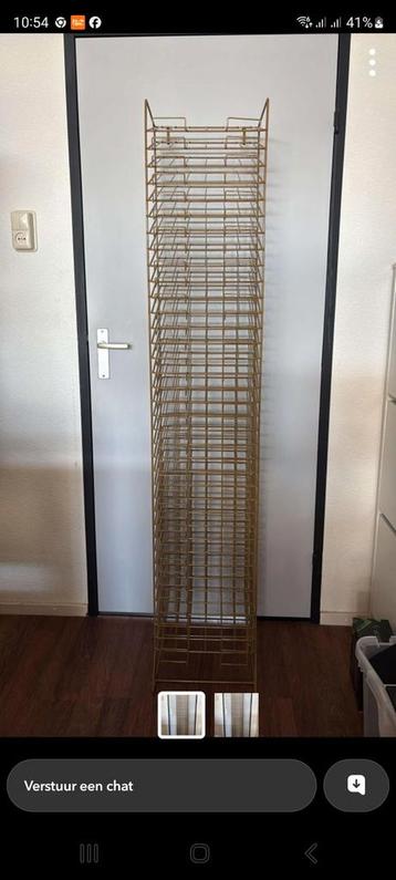 Rek scrap papier (2 beschikbaar) beschikbaar voor biedingen