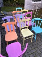 10 Kleurrijke Houten Stoelen, Huis en Inrichting, Stoelen, Gebruikt, Overige kleuren, Ophalen of Verzenden, Vijf, Zes of meer stoelen