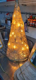 Kerstkegel met verlichting, Overige materialen, Gebruikt, Kerst, Ophalen of Verzenden