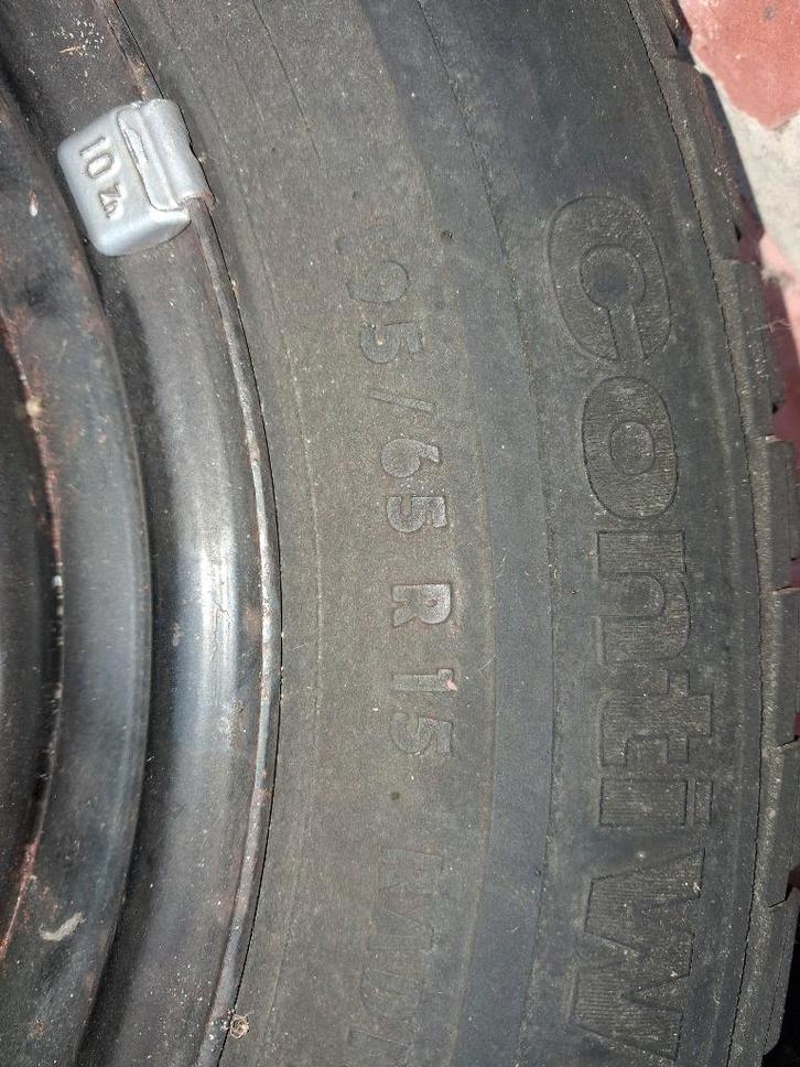 Winterbanden op Stalenvelg  Peugeot 3006-206-207, Auto-onderdelen, Banden en Velgen, Banden en Velgen, Winterbanden, 15 inch, 195 mm