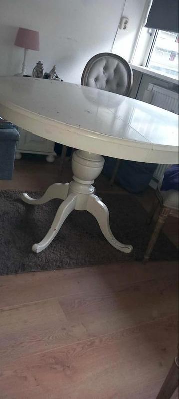 Ronde Witte Tafel - 120cm Doorsnede beschikbaar voor biedingen