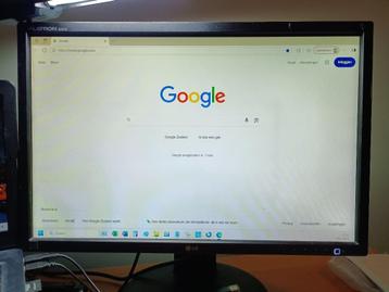 LG E2210 - 22 inch / 1680 x 1050 / Zwart  Goede staat, werkt beschikbaar voor biedingen