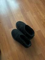 Uggs look a like Laarzen - Model Onbekend, Zwart, Lage of Enkellaarzen, Ophalen of Verzenden, Zo goed als nieuw