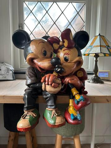 Houten Minnie & Mickey Mouse beelden +/- 50cm hoog beschikbaar voor biedingen