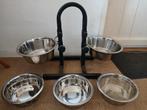 Nieuw stevig honden voer/drink standaard met 2 bakken. D, Ophalen, Zo goed als nieuw