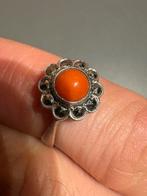 Antieke zilveren ring 835 met koraal & markasiet, zilver, Sieraden, Tassen en Uiterlijk, Ringen, Verzenden, Zo goed als nieuw