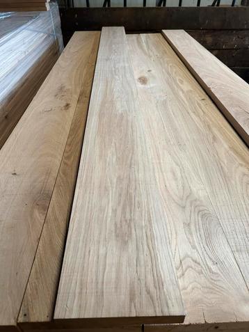 Eiken planken te koop. Geschaafd 250x20 mm. 230/250 cm beschikbaar voor biedingen