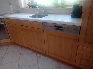 Keukenapparatuur (Koelkast, Kookplaat, Oven) beschikbaar voor biedingen