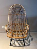 Vintage rotan lounge stoel, Huis en Inrichting, Stoelen, Ophalen, Gebruikt, Bruin, Riet of Rotan