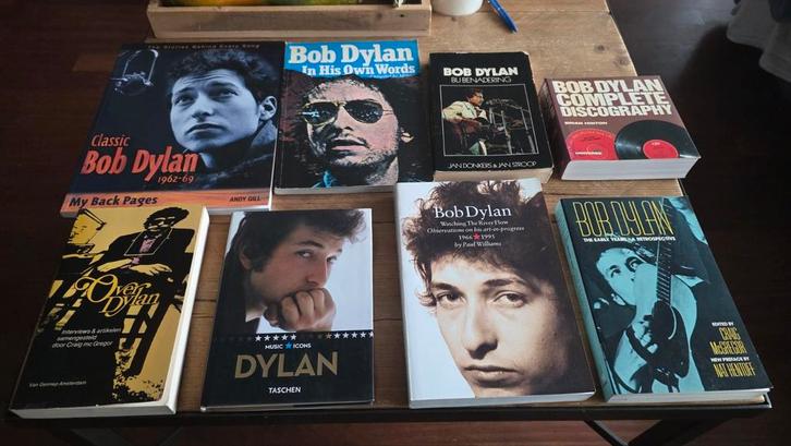 BOB DYLAN mooie collectie 8 boeken ( springsteen beatles, Boeken, Muziek, Zo goed als nieuw, Artiest, Verzenden