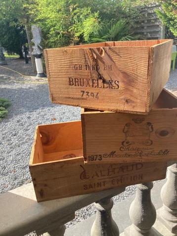 Hele oude wijnkisten vintage 3 stuks beschikbaar voor biedingen