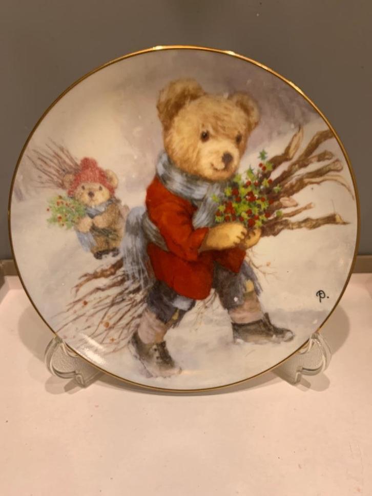 7 puntgave bordjes van FRANKLIN MINT HEIRLOOM COLLECTION, Huis en Inrichting, Woonaccessoires | Wanddecoraties, Zo goed als nieuw