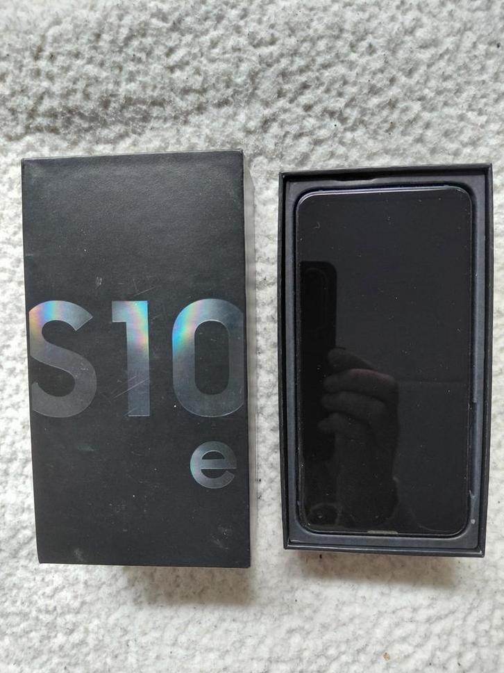 Samsung Galaxy S10e - Zwart, Telecommunicatie, Mobiele telefoons | Samsung, Gebruikt, Overige modellen, 128 GB, Zonder abonnement