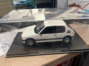 Peugeot 205 GTI 1.9 (1988) 1/24 Vintage Modelauto beschikbaar voor biedingen