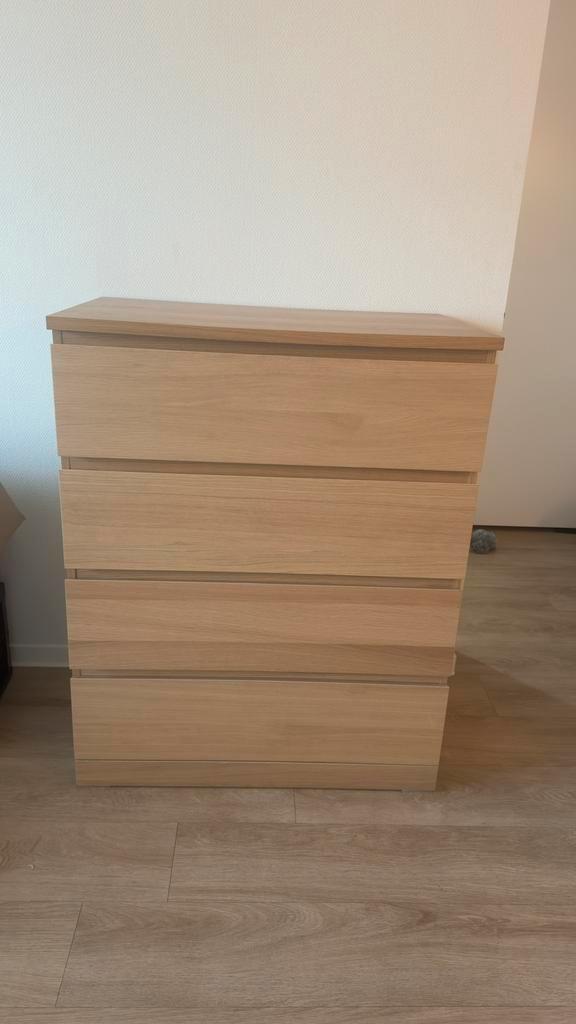 IKEA MALM ladekast 4 chest of drawers dresser LIKE NEW, Huis en Inrichting, Kasten | Ladekasten, Zo goed als nieuw, Minder dan 100 cm