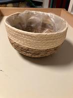 Rieten bloempot 12 cm hoog, diameter 20 cm, Ophalen of Verzenden, Rond, Riet