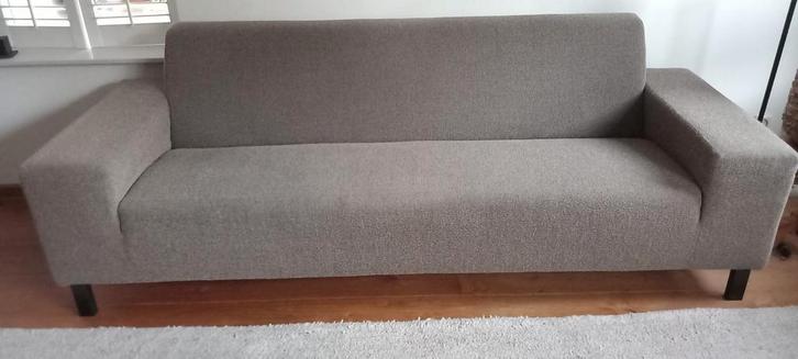 Gelderland 6511 Bank - Bouclé Stof, Zwarte Poten, Huis en Inrichting, Banken | Bankstellen, Gebruikt, Rechte bank, Driepersoons