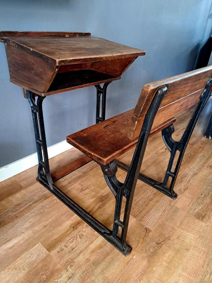 Vintage Schoolbank / Lessenaar - Industrieel Design, Huis en Inrichting, Bureaus, Gebruikt, Bureau, Ophalen