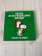 Geluk is een warm jong hondje. Charles M schulz, Ophalen of Verzenden, Zo goed als nieuw, Verhalen
