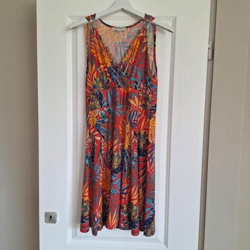Jurk van MORGAN maat 40, Kleding | Dames, Jurken, Zo goed als nieuw, Maat 42/44 (L), Rood, Boven de knie, Ophalen of Verzenden