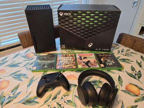 Xbox Series X 1TB compleet met spellen, controller, headset, Spelcomputers en Games, Spelcomputers | Xbox Series X en S, Zo goed als nieuw