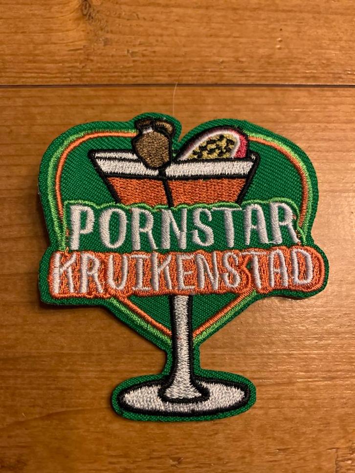 Kruikenstad Emblemen - Uniek,carnaval ., Kleding | Heren, Carnavalskleding en Feestkleding, Nieuw, Overige maten, Ophalen of Verzenden
