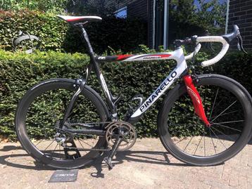 pinarello paris pracht staat beschikbaar voor biedingen