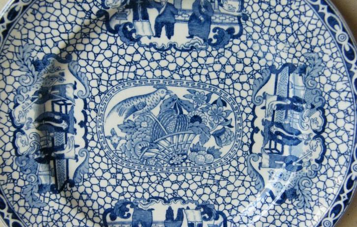 Prachtig Chinees gedecoreerd bordje Mr Adams, Antiek en Kunst, Curiosa en Brocante, Ophalen of Verzenden