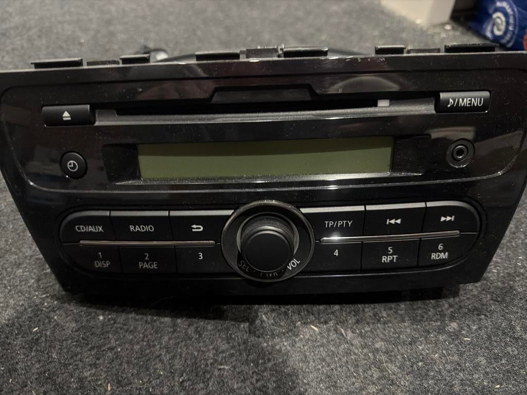 Autoradio Mitsubishi spacestar 2015, Auto diversen, Autoradio's, Ophalen of Verzenden, Zo goed als nieuw