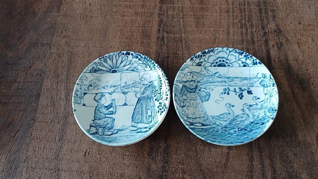 Villeroy & Boch / Boch cakeschaaltjes, patroon Delfts, 2, Overige typen, Ophalen of Verzenden, Zo goed als nieuw, Overige stijlen