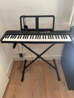 Keyboard Yamaha PSR-F52 inclusief onderstel en hoofdtelefoon, Muziek en Instrumenten, Keyboards, Ophalen of Verzenden, Zo goed als nieuw